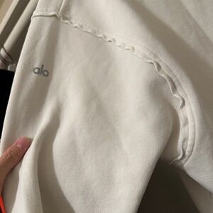 Alo Sweatshirt
